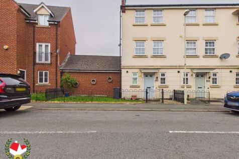 Cardinal Drive, Copeland Park... 3 bed end of terrace house for sale