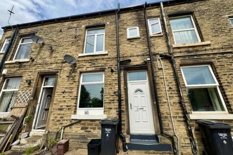 Blackburn Buildings, Wakefield Road... 1 bed terraced house for sale