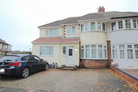 5 bedroom semi-detached house for sale