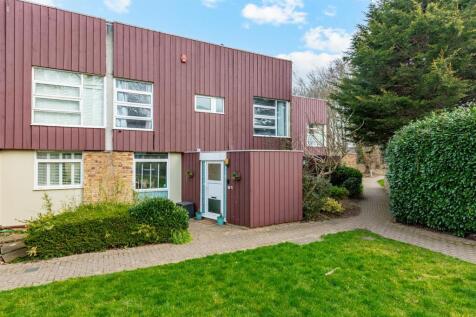 Knights Croft, New Ash Green DA3 4 bed terraced house for sale