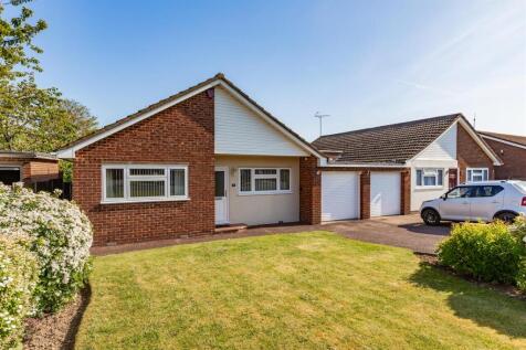 The Gables, New Barn DA3 3 bed detached bungalow for sale