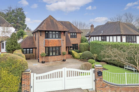Ormonde Rise, Essex IG9 4 bed detached house for sale