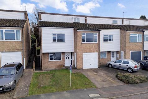 Concorde Drive, Hemel Hempstead 4 bed end of terrace house for sale