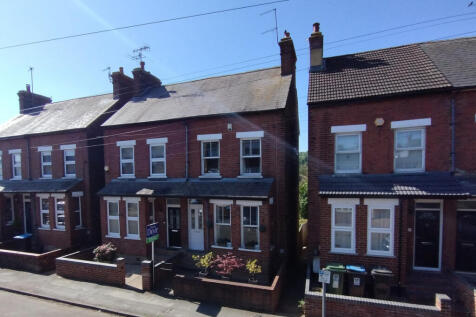 Horsecroft Road, Boxmoor, HP1 3 bed semi