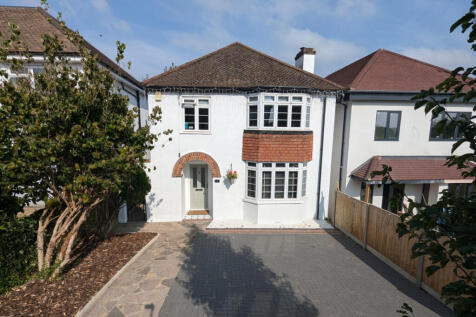 Coniston Road, Kings Langley, WD4 3 bed detached house for sale