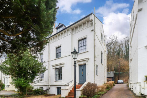 Roughdown Villas Road, Felden, HP3 4 bed semi