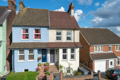 Cowper Road, Hemel Hempstead, HP1 3 bed semi
