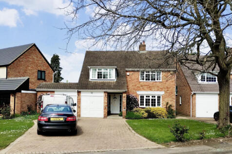 Greenacres, Leverstock Green, HP2 4 bed detached house for sale