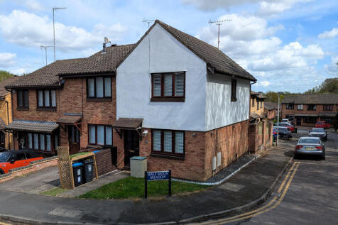Half Moon Meadow, Hemel Hempstead, HP2 3 bed end of terrace house for sale