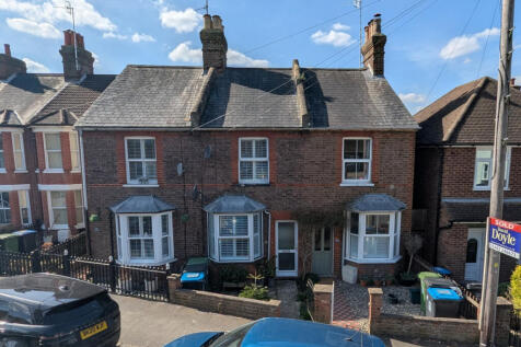 Crescent Road, Hemel Hempstead, HP2 2 bed terraced house for sale