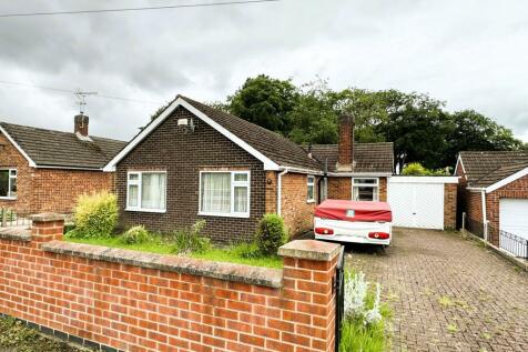 3 bedroom detached bungalow for sale