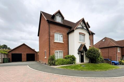 6 bedroom detached house for sale