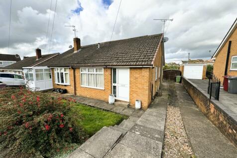 2 bedroom semi-detached bungalow for sale