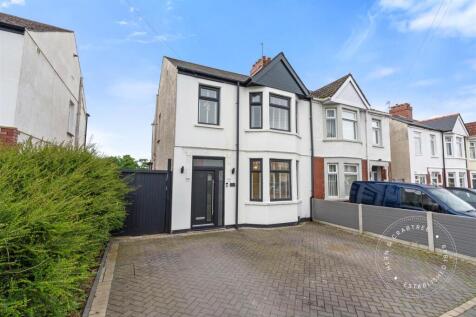 3 bedroom semi-detached house for sale