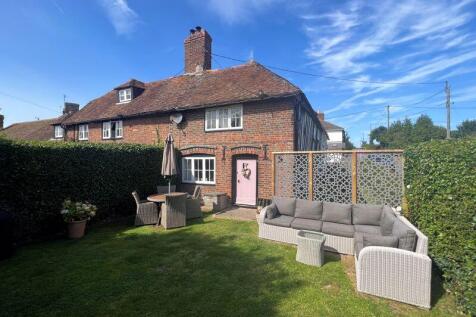 Bilsington 3 bed cottage for sale