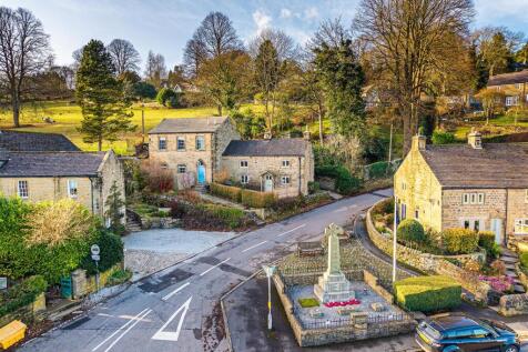 The Green, Grindleford, Hope Valley 2 bed semi