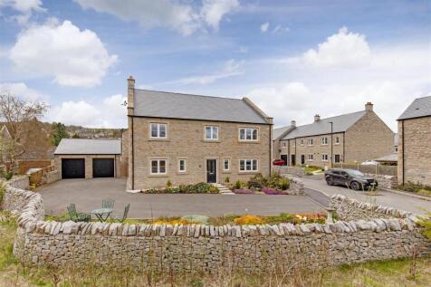 Swift Close, Bradwell, Hope Valley 5 bed detached house for sale