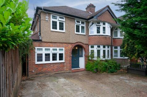 4 bedroom semi-detached house for sale