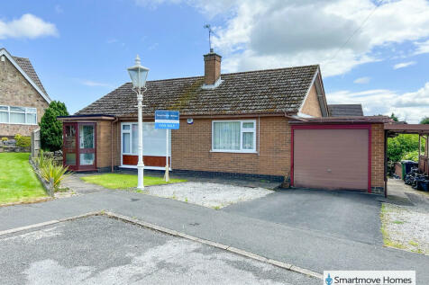 2 bedroom detached bungalow for sale