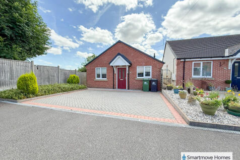 2 bedroom detached bungalow for sale