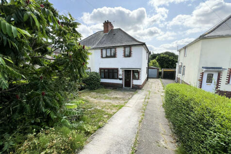 3 bedroom semi-detached house for sale