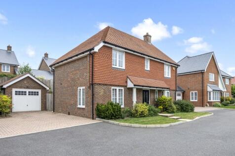 The Mallards, Crowborough 4 bed detached house for sale