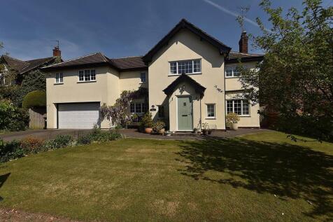 5 bedroom detached house for sale
