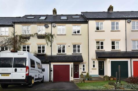 Dyers Court, Bollington SK10 5GG 3 bed townhouse for sale