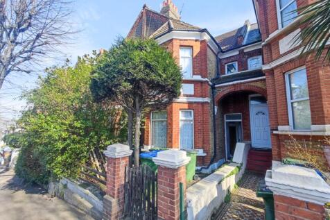 Griffin Road, Plumstead, London, SE18 2 bed flat for sale