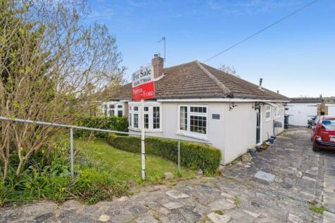 2 bedroom semi-detached bungalow for sale