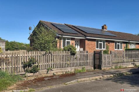 3 bedroom semi-detached bungalow for sale