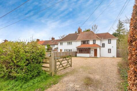 4 bedroom semi-detached house for sale
