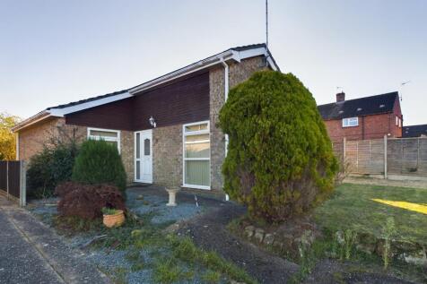 Stirling Close, Downham Market PE38 3 bed detached bungalow for sale