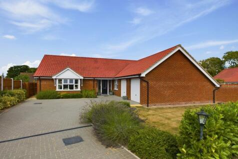 3 bedroom detached bungalow for sale