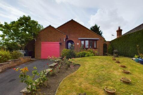 Meadowvale, Blacksmith Lane, East Keal 3 bed bungalow for sale