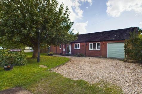 Appledore, Haltham Lane, Wood Enderby 4 bed bungalow for sale