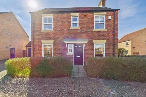 11 Alder Place, Alford 3 bed detached house for sale