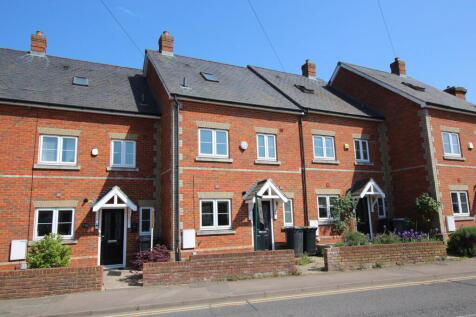 4 bedroom town house for sale