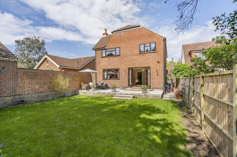 Gloucester Drive... 4 bed detached house for sale