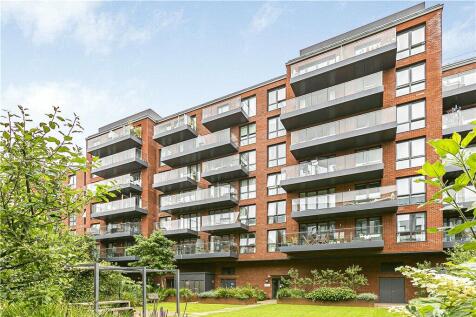 Gaumont Place, London, SW2 1 bed apartment for sale