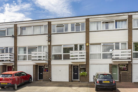 4 bedroom terraced house for sale