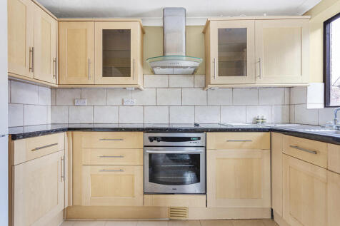 Varsity Drive, Twickenham, TW1 2 bed apartment for sale