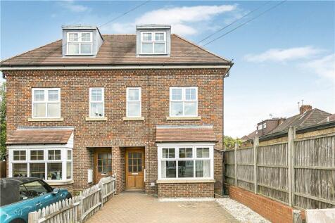 4 bedroom semi-detached house for sale