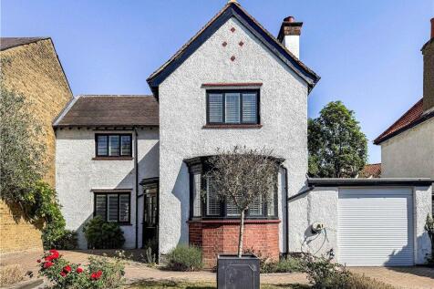 Kneller Road, Twickenham, TW2 3 bed semi