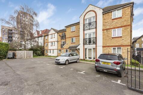 Vine Place, Hounslow, TW3 1 bed apartment for sale