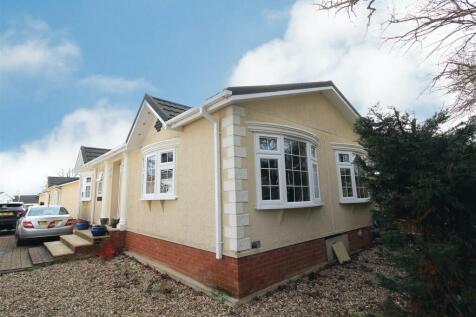 2 bedroom park home for sale