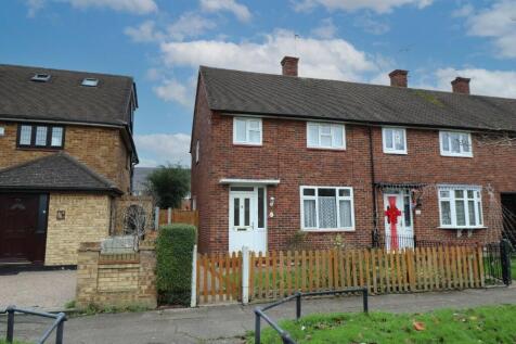 Foyle Drive, South Ockendon RM15 2 bed end of terrace house for sale