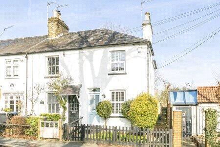 2 bedroom end of terrace house for sale