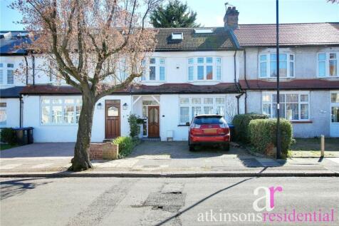 Faversham Avenue, Enfield, Middlesex... 5 bed terraced house for sale