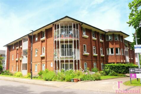 Cavell Drive, Enfield, Middlesex, EN2 2 bed apartment for sale